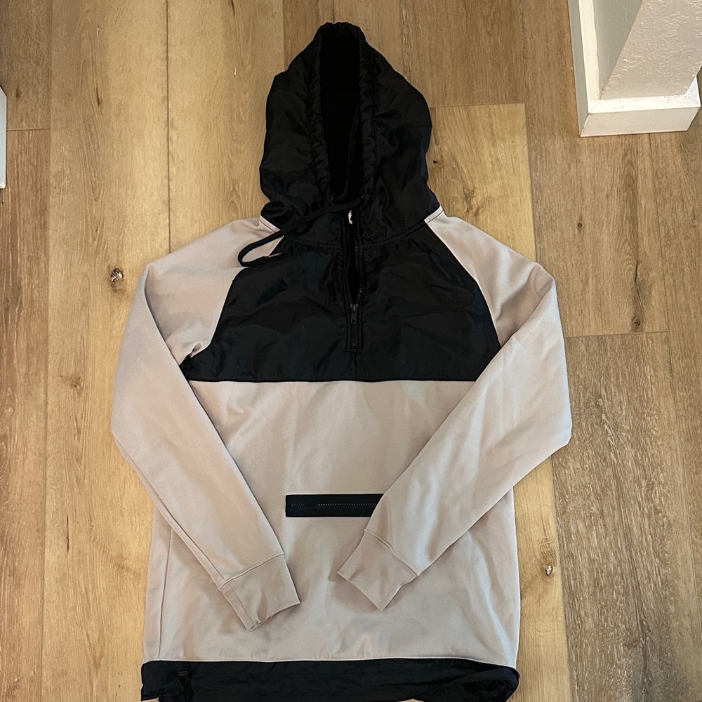 armada Two-Tone Hooded Pullover - Black & Light Beige/tan